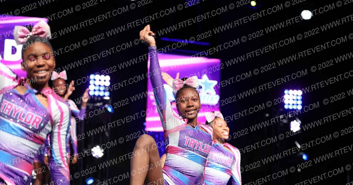 Taylor Made Allstars Starstruck · CDE The Showcase
