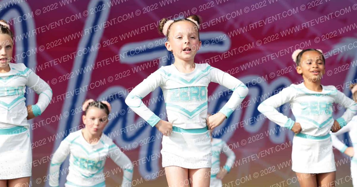 Zero Gravity Athletics Little Dippers · Beach Blast
