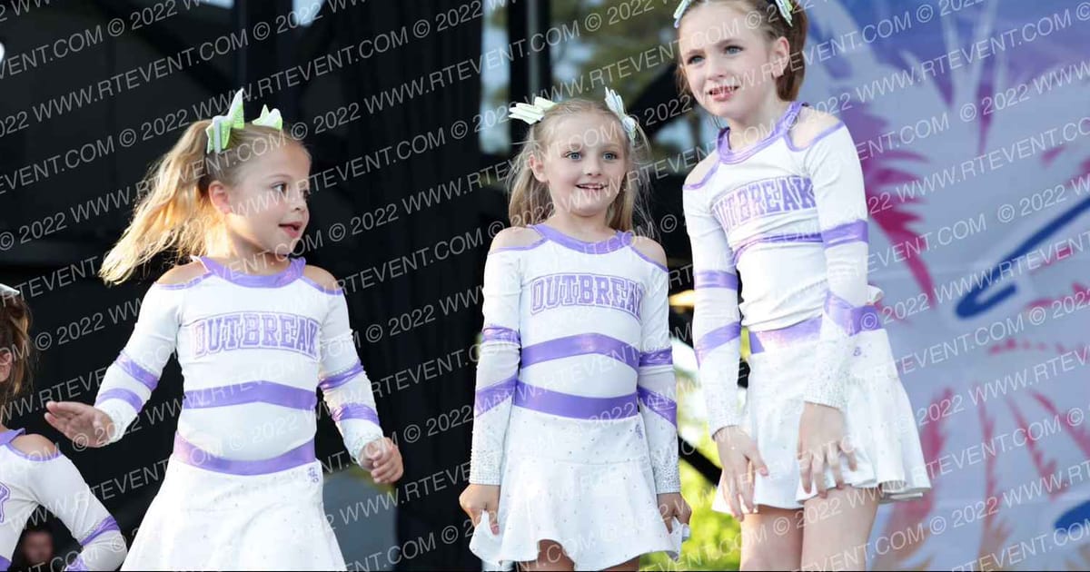 Outbreak Cheer Glow Girls · Beach Blast