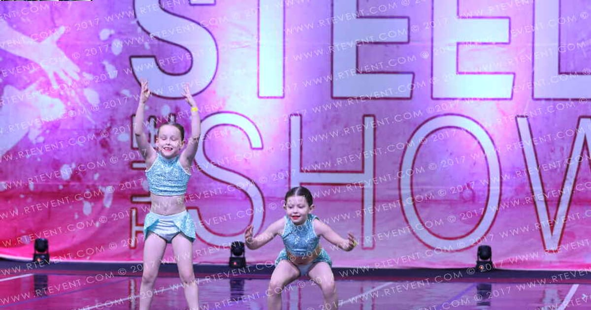 Hartlepool Hawks Cheerleading Academy LILLU and PIPPA · Future Dance Steel the Show