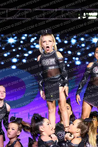 One Athletics Junior Slay