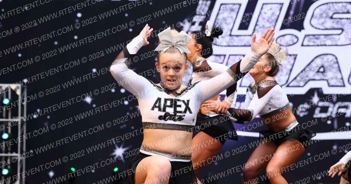 Apex Cheer Smoke · The US Finals