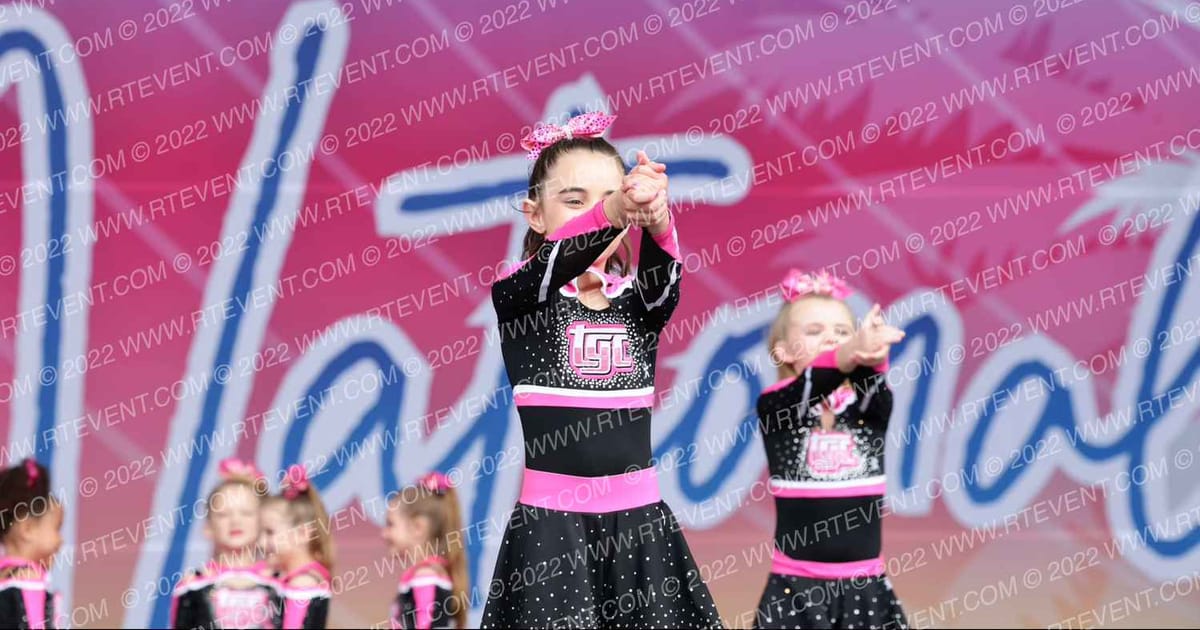 TGC TWISTERS · Beach Blast