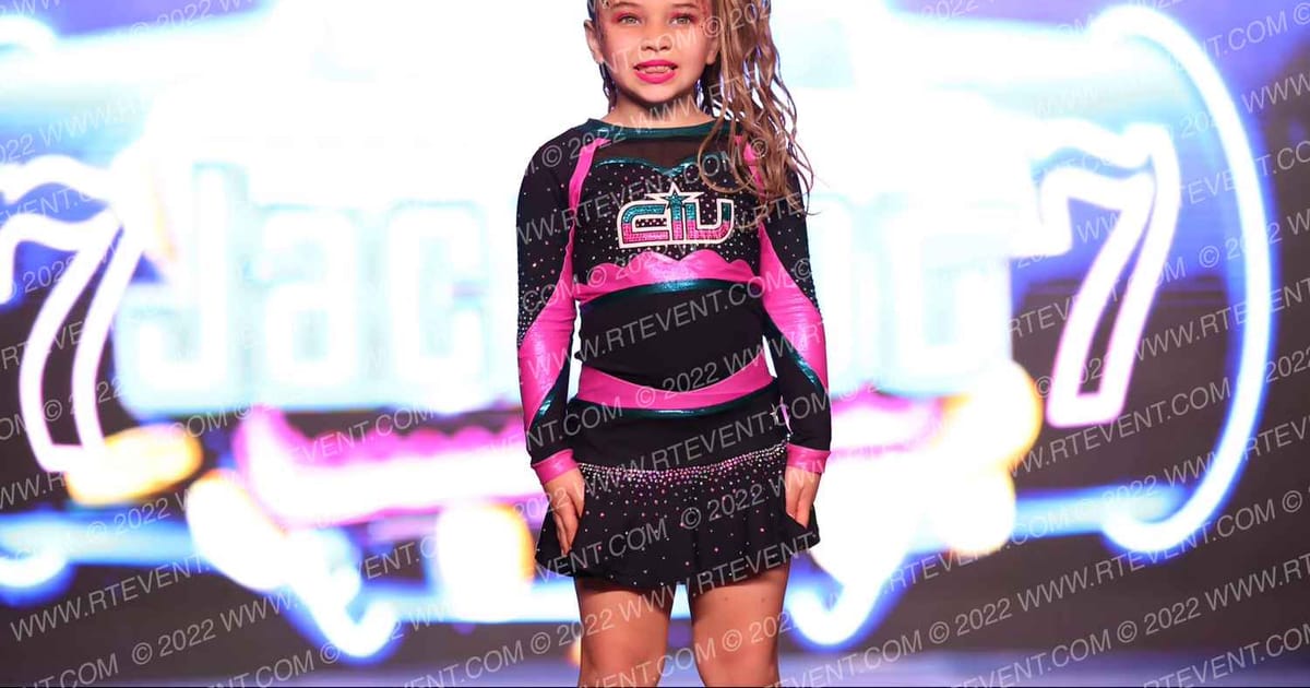 CHEER IT UP! MINI SAPPHIRES · Spring Fling