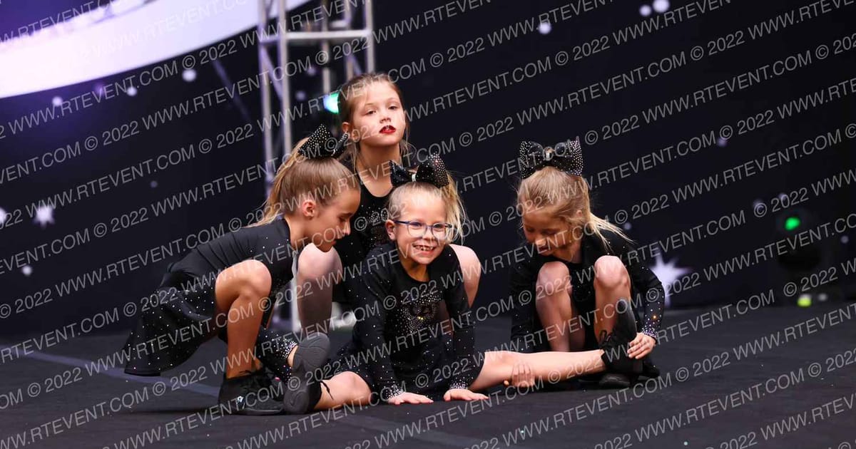 Central Athletics Mist · The US Finals