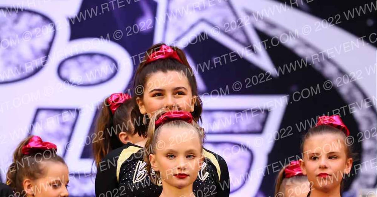 Beyond All Stars SWEETHEARTS · The US Finals