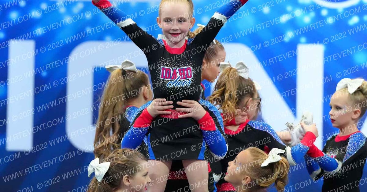 IDAHO CHEER SILVER CRYSTALS · Mountain West National Challenge