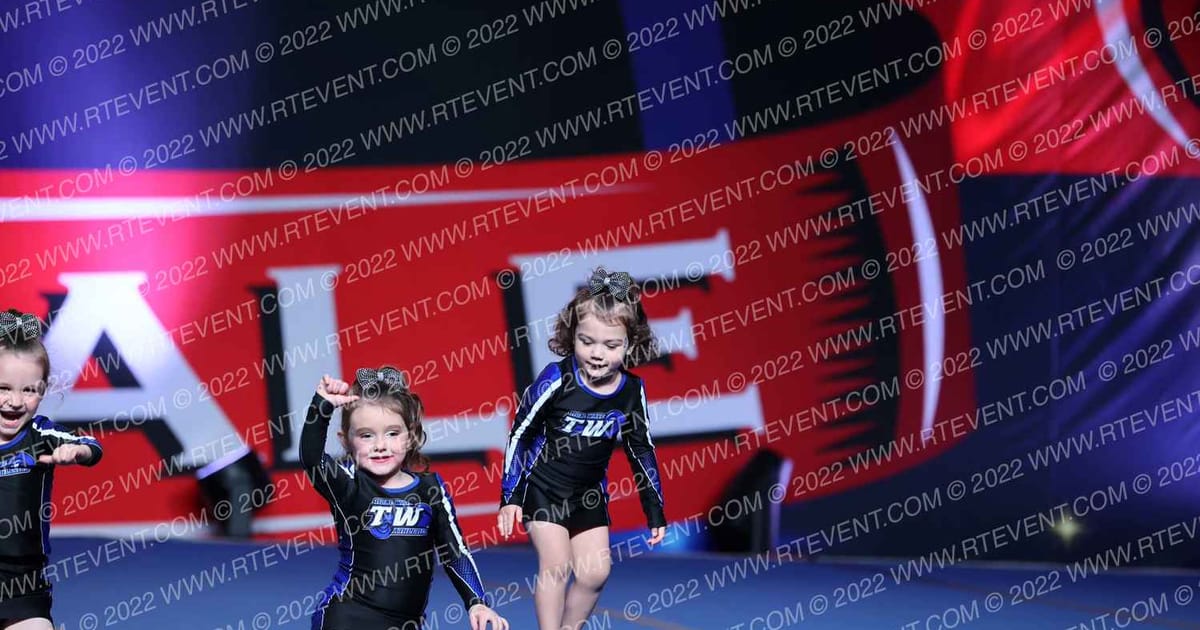 Tidal Wave Athletics Baby Breakers · THE FINALE AT THE KALAHARI