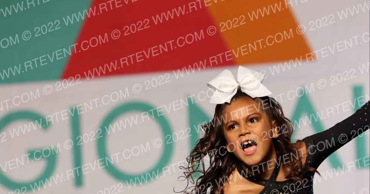 Modern American Cheer White · The Southwest Regional Summit