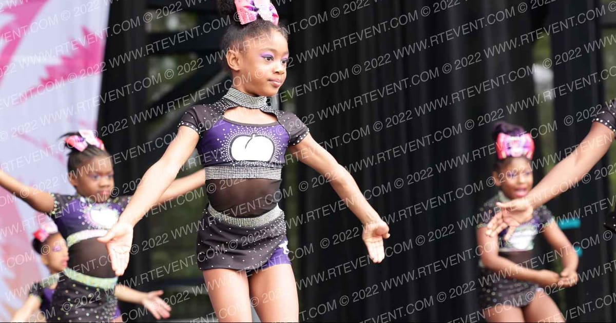 CHEER 404 Mini Moolah · Beach Blast