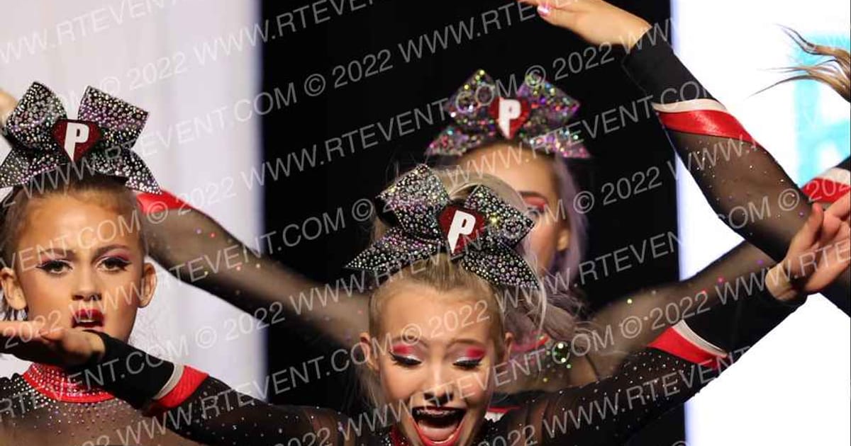 Platinum Cheer Company Icons · The Southwest Regional Summit