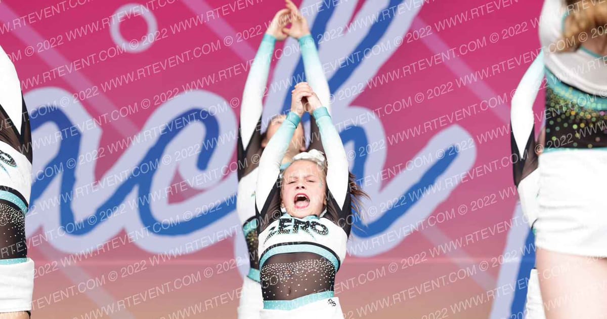 Zero Gravity Athletics Solstice · Beach Blast