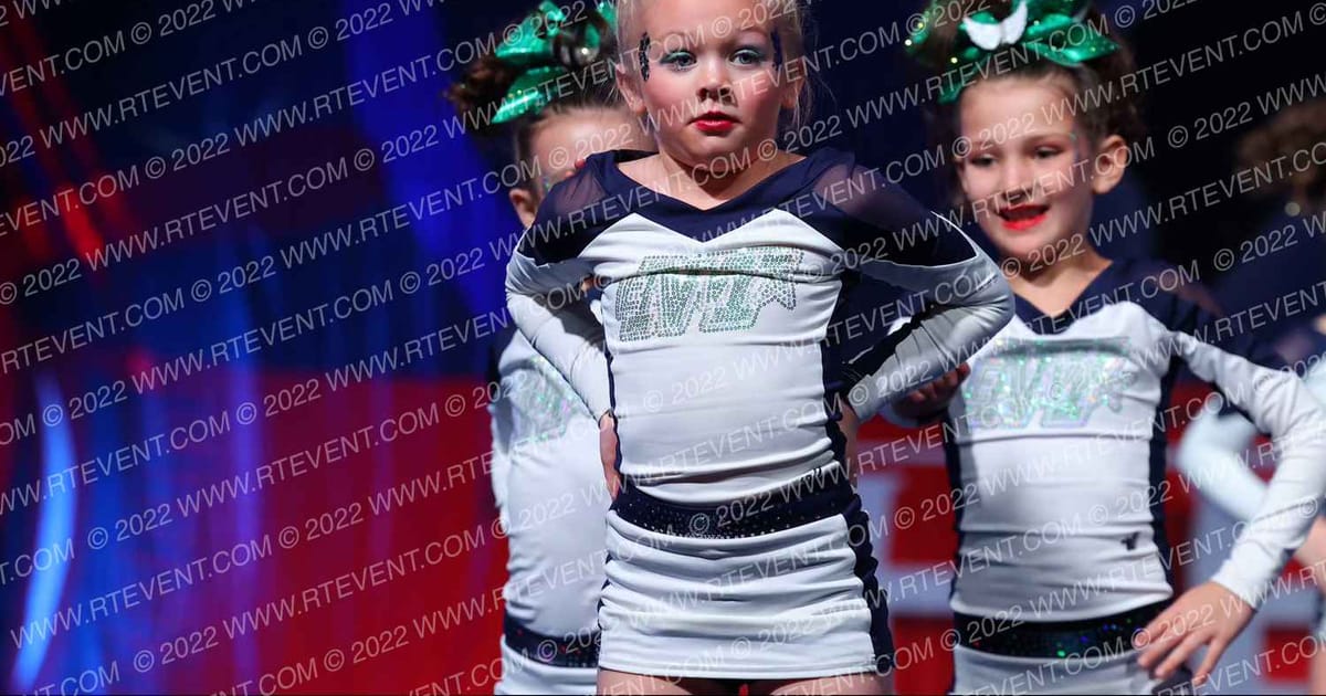 Buffalo Envy All Stars Baby Beauties · THE FINALE AT THE KALAHARI
