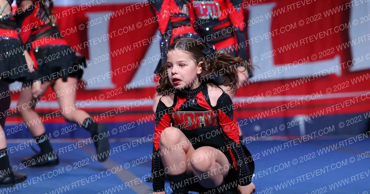 North Fork Cheer Glow · THE FINALE AT THE KALAHARI