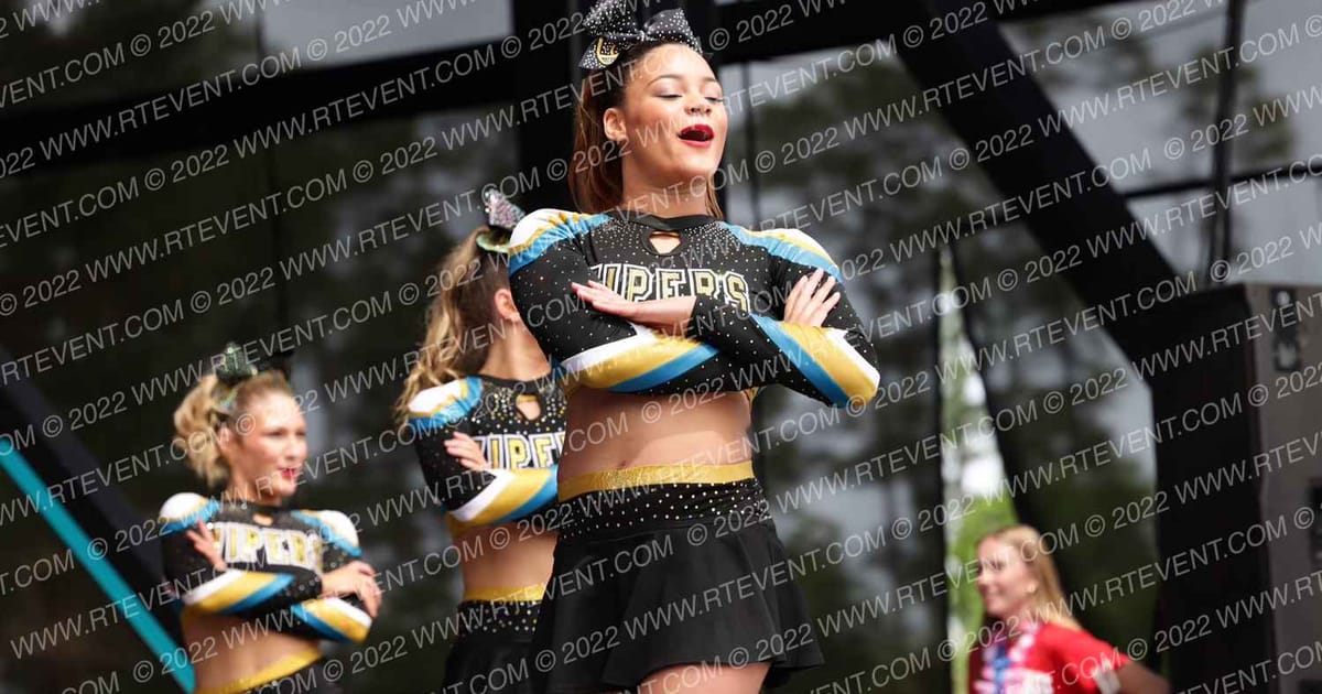East Mississippi Cheer Vipers · Beach Blast