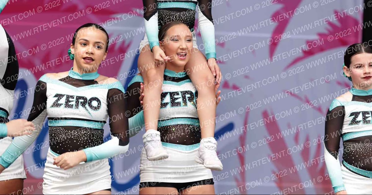Zero Gravity Athletics Eclipse · Beach Blast