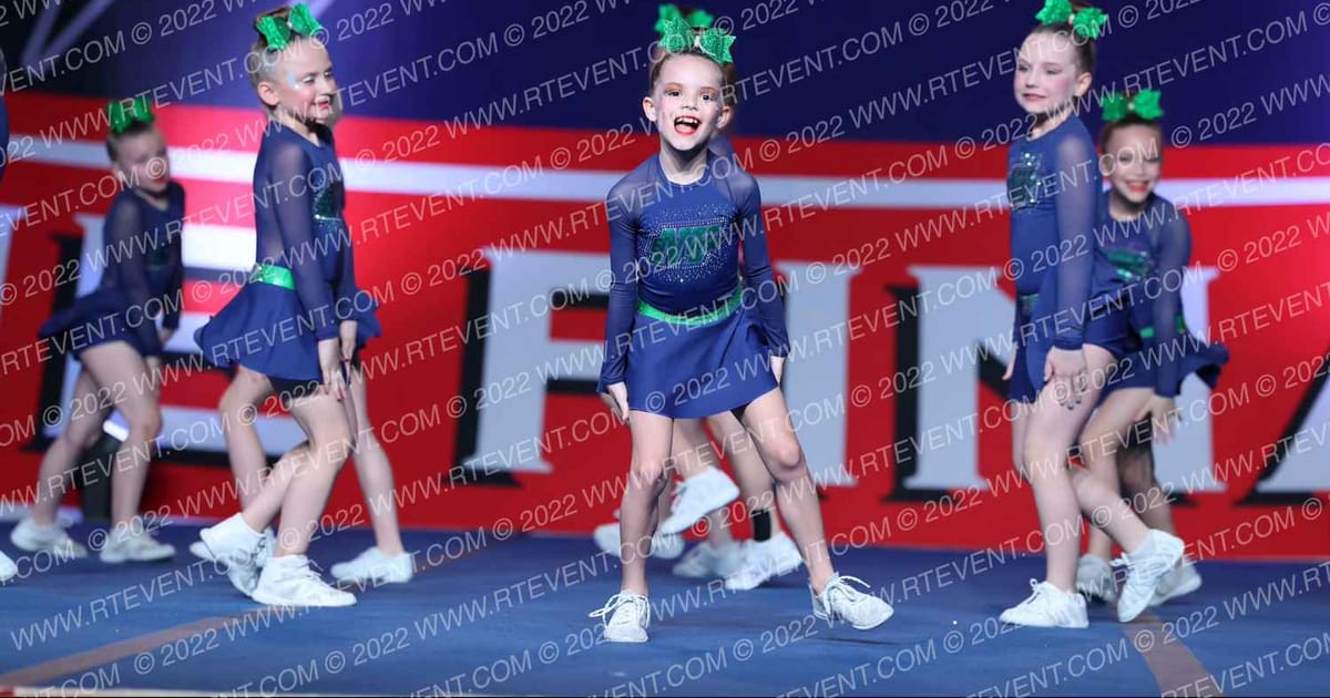 Buffalo Envy All Stars Mini Empire · THE FINALE AT THE KALAHARI