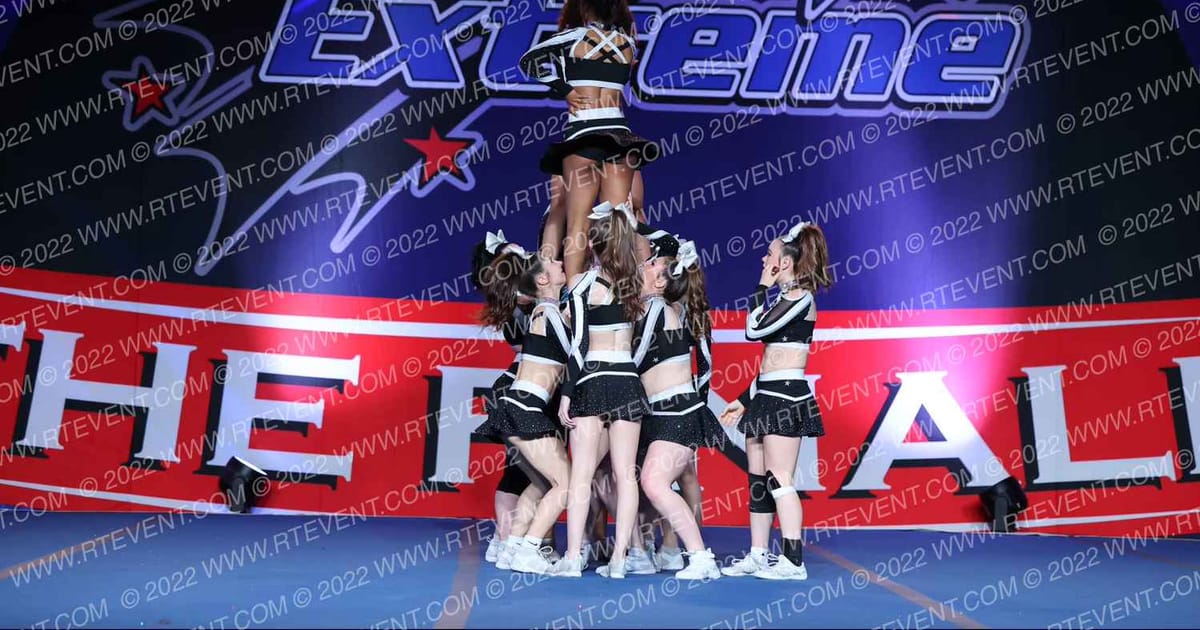 Rebels Elite Cheer Lovestruck · THE FINALE AT THE KALAHARI