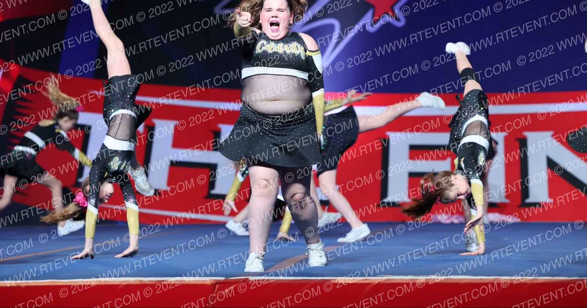 Celebrity Cheer Pink Ladies · THE FINALE AT THE KALAHARI