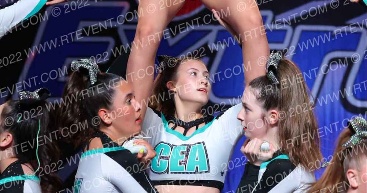 Cheer Extreme DMV 3.Teal · THE FINALE AT THE KALAHARI