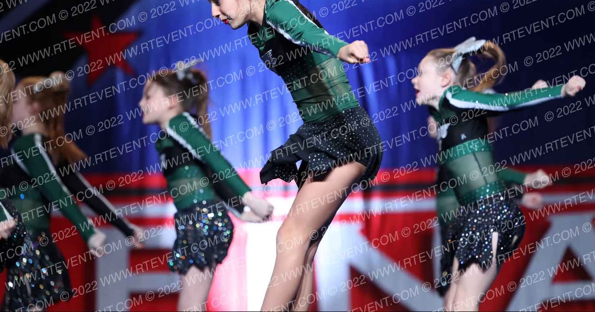 Twin Valley Youth Cheer Radiance · THE FINALE AT THE KALAHARI