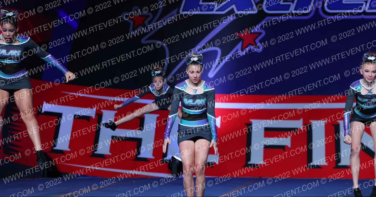 Galaxy Cheer Luminosity · THE FINALE AT THE KALAHARI