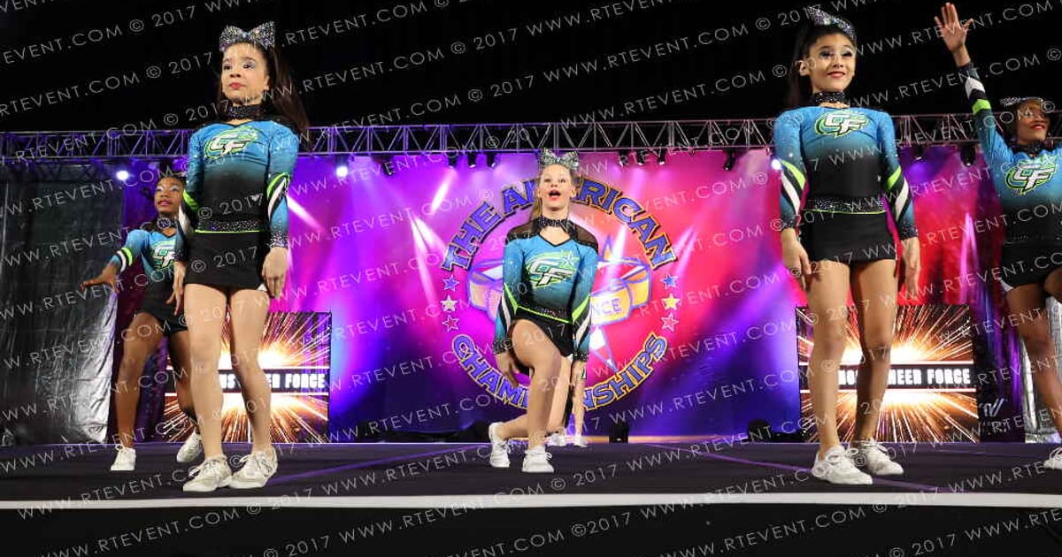 Bannons Cheer Force Jedi's · American Showdown