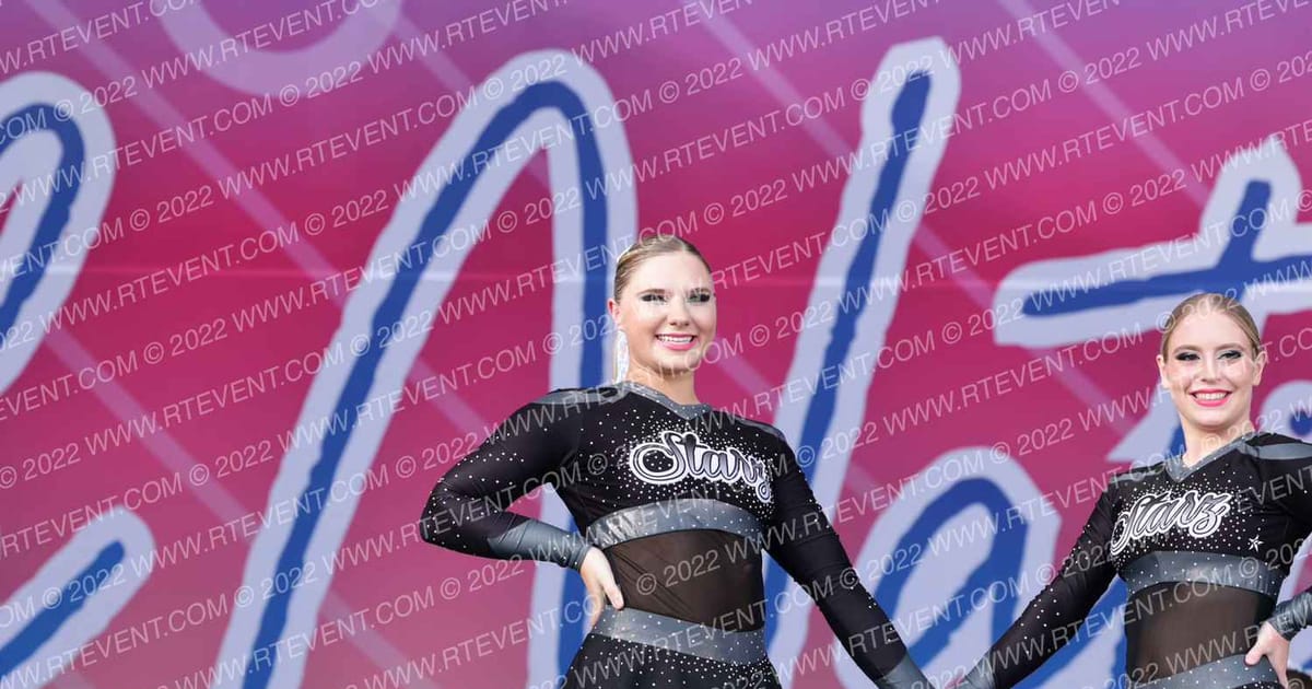 Starz Cyclones · Beach Blast