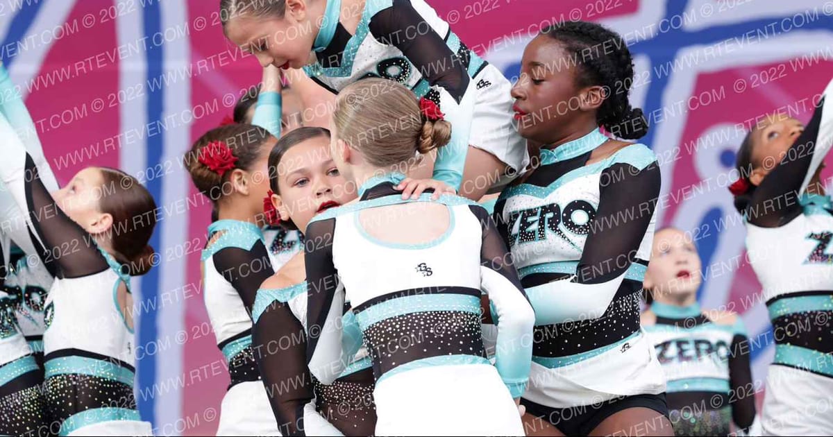 Zero Gravity Athletics Soleil · Beach Blast