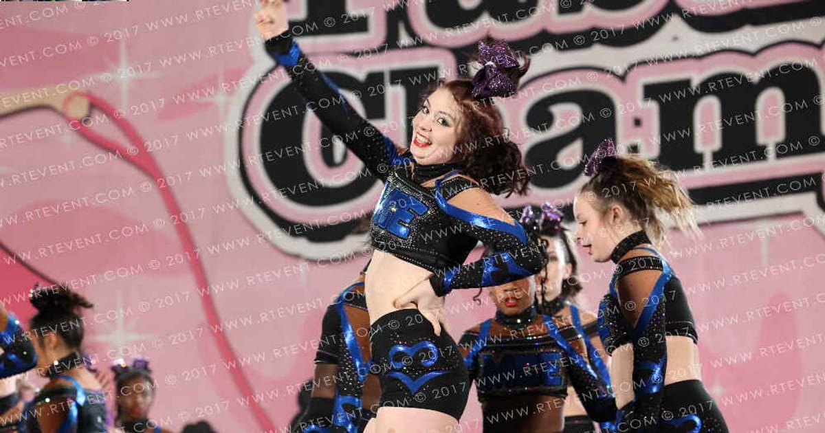 Midwest Cheer Elite-Columbus Chic · Cleveland Showdown DIDII