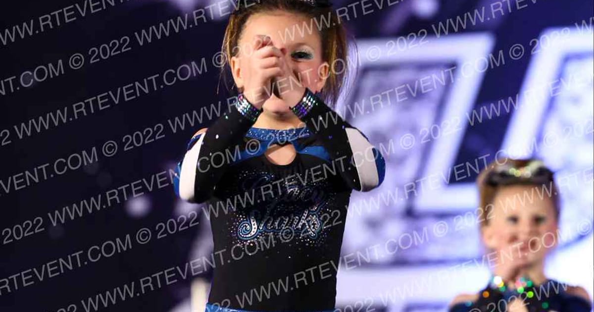 Legacy Cheer and Gymnastics Mako Sharks · US Finals Louisville