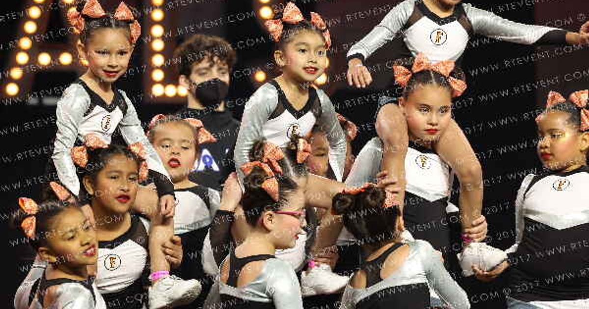 FULLERTON BEARS BEARS SILVER · YOUTH NATIONALS