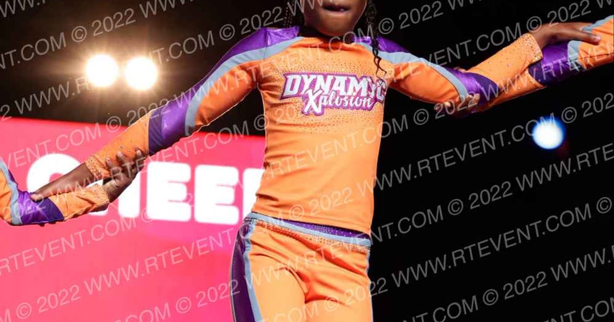 Dynamic Xplosion Cheer Emeralds · The One Finals Orlando Hall WE Two