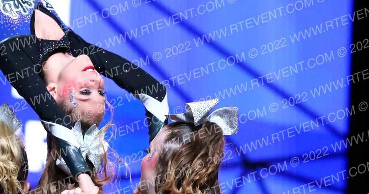 Biron Elite Cheer Diamond Sharks · The One Finals Orlando WE One