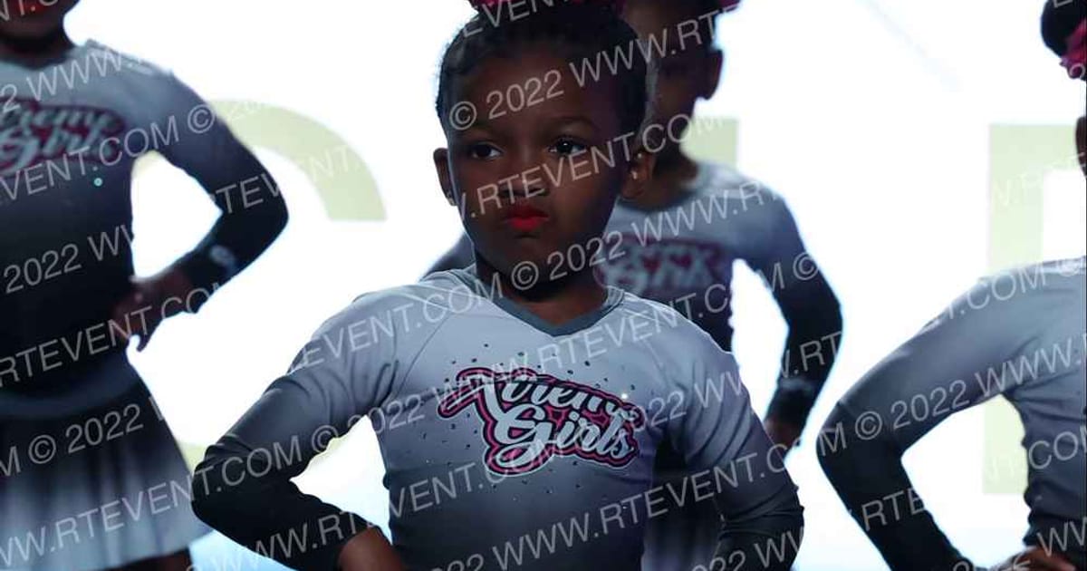 Xtreme Girls Kisses · The One Finals Orlando Hall WD Two A