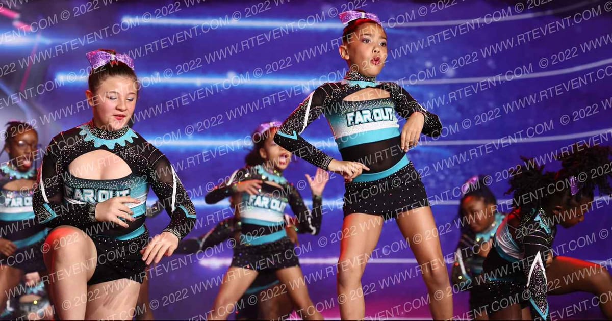 Far Out Cheer and Dance comets · Open Orlando