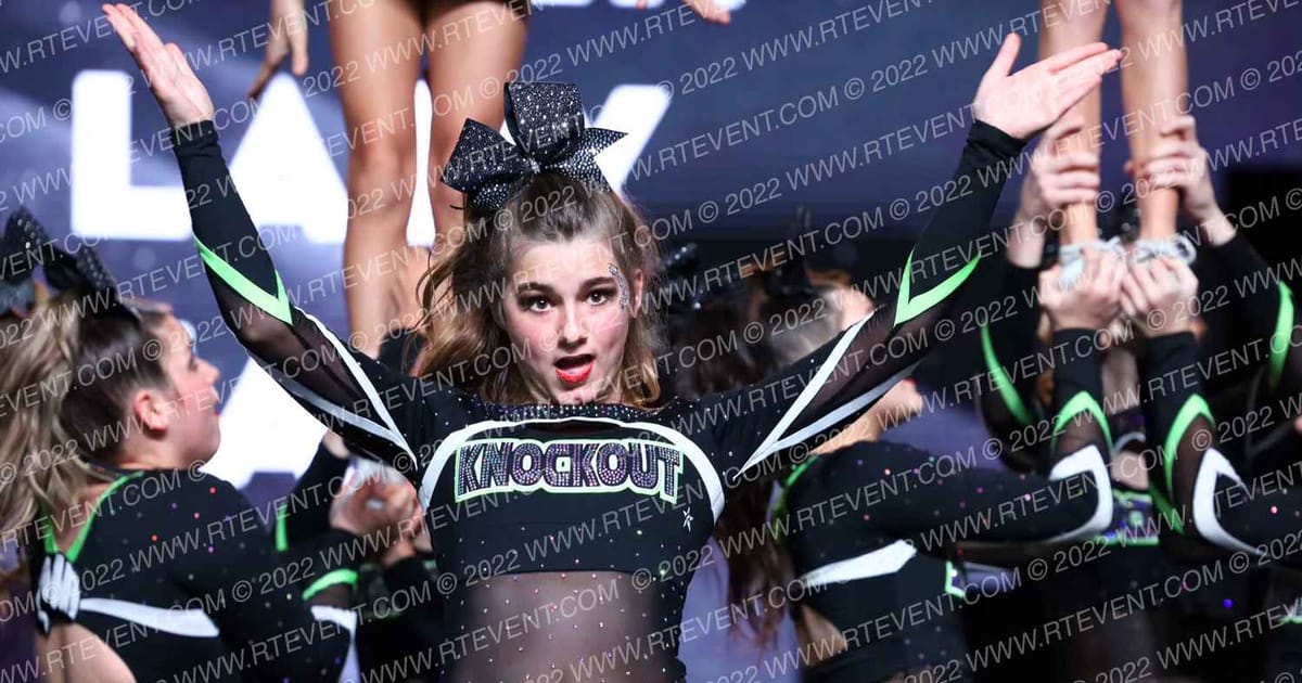KO Cheer Lady Jabs · The One Finals Orlando WE One