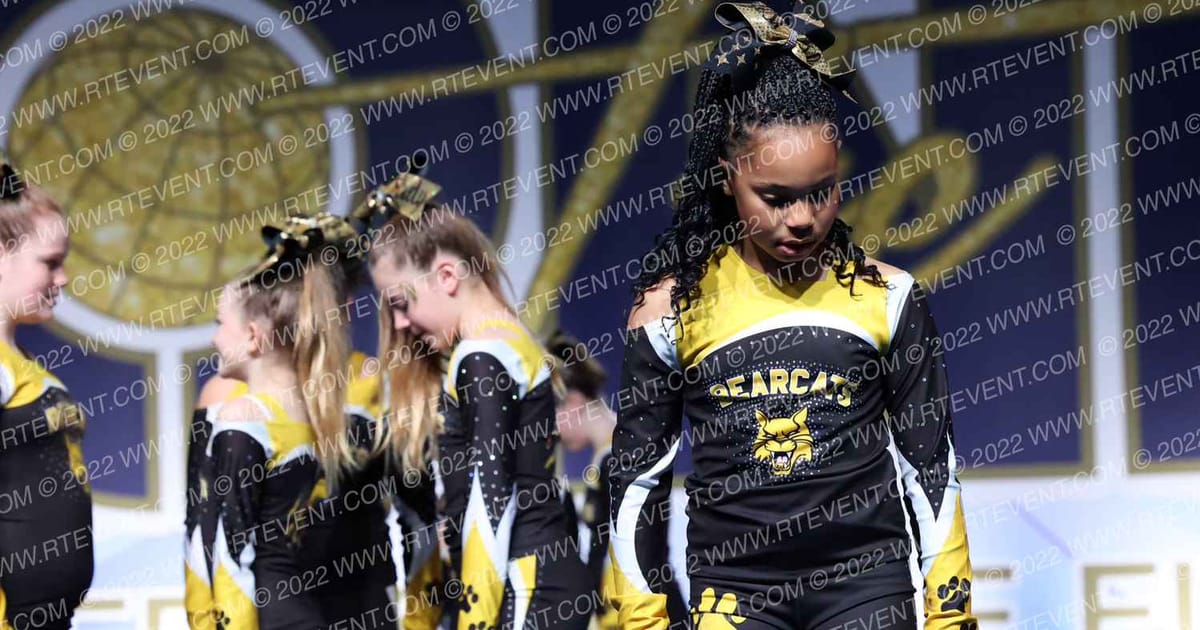 Bentworth Youth Pep Squad Gold · The One Finals Sandusky