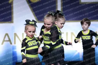 World Cheer Elite Baby Boas