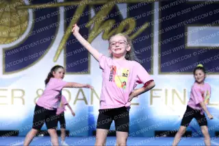 TGS Shocks Spice Girls