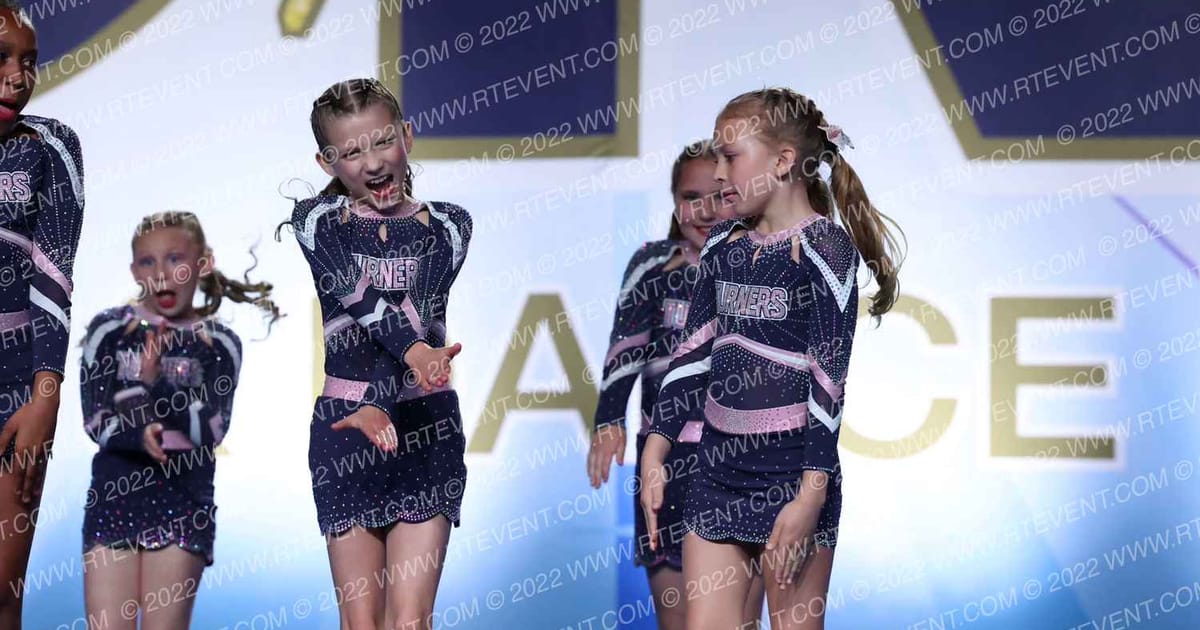 Turners All Star Cheerleading Magenta · The One Finals Sandusky