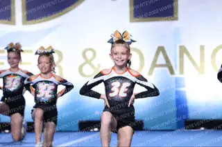 3E Cheer Thunder