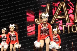 KERMAN YOUTH CHEER JUNIORS