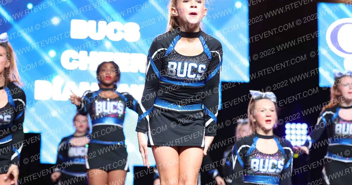 Bucs Cheer Diamonds · The One Finals Orlando Hall WD One