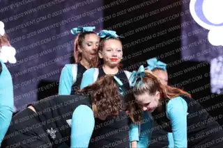 Comet's Cheer Club Interstellar