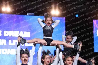 ONE Dream Cheer Little Fashionistas