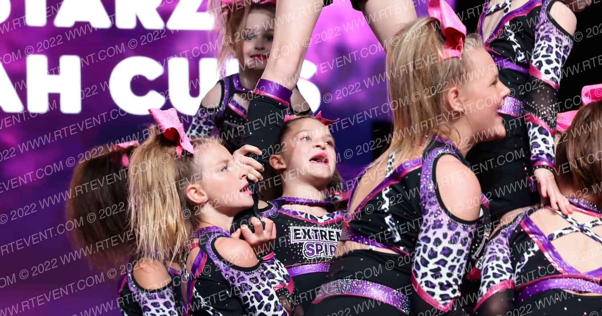 Extreme Spirit Allstarz Cheetah Cubs · The One Finals Orlando Hall WE Two