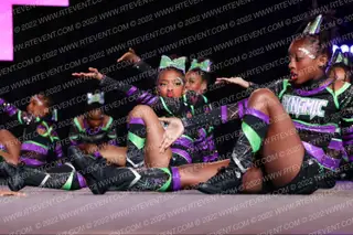 Dynamic Competitive Cheer Prime Time