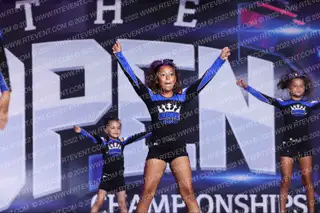 Crowne Athletics Diamondz