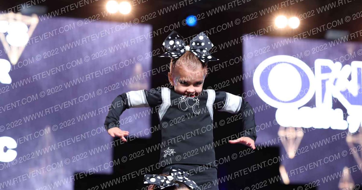 Comet's Cheer Club Cosmic Cubs · The One Finals Orlando Hall WD One
